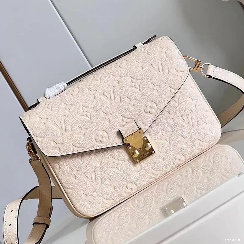 Fashionrep Bag LV 2404HT0006 0612